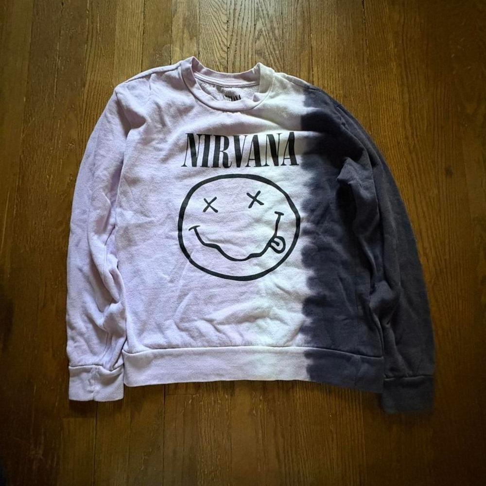 Nirvana‎ Smiley Face Tie-Dye Sweatshirt XS 2022 Licensed Rock Band Graphic
